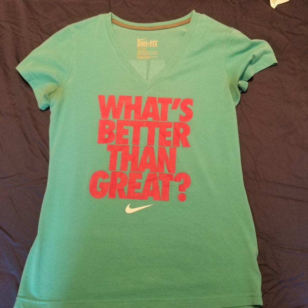 Nike v-neck t-shirt